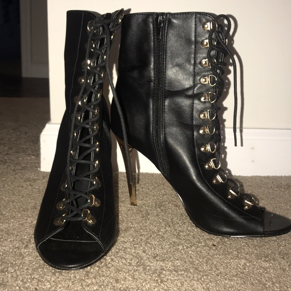 Black and gold open toed lace up heel boots - Picture 2 of 8